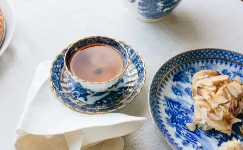Pourquoi privilégier la vaisselle en porcelaine française ?
