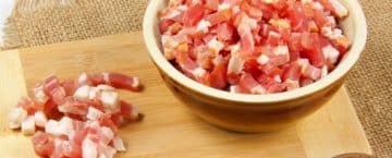 Comment réagir face à des lardons périmés conseils et précautions